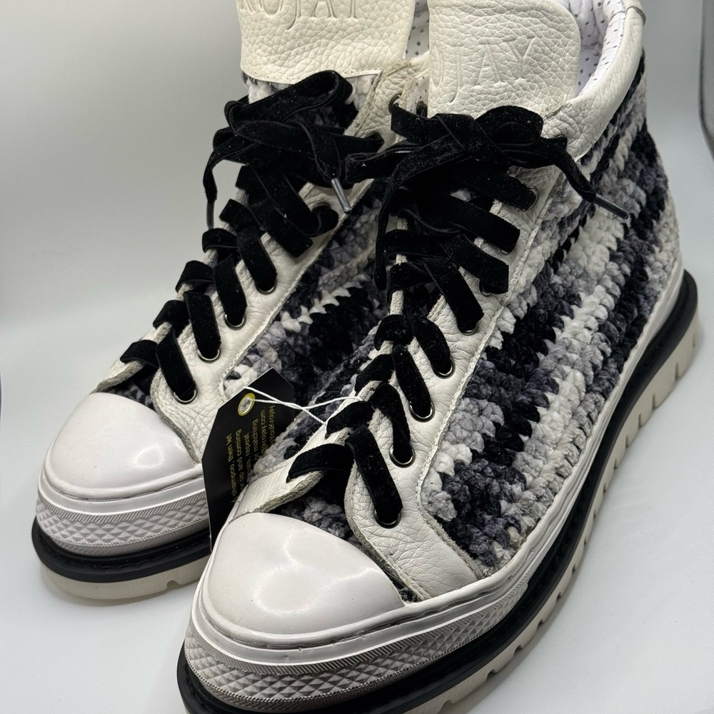 KROJAY ONYX WHITE LEATHER Men’s Sneaker, Size 10